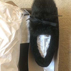 UGG Slippers SZ9 NIB